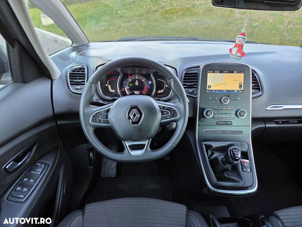 Renault Scenic BLUE dCi 120 BUSINESS EDITION - 27