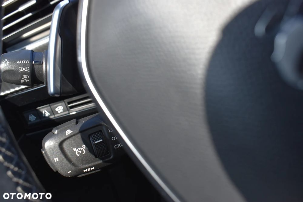 Peugeot 508 PureTech 180 EAT8 Allure Pack - 31