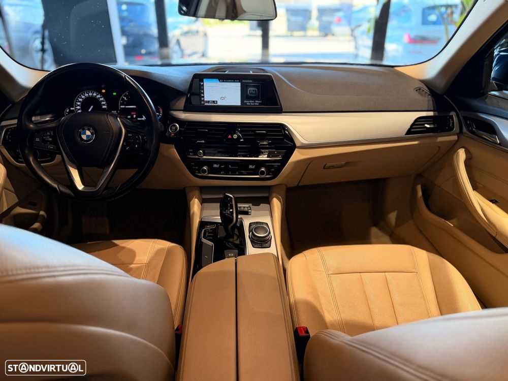 BMW 520 d Line Luxury Auto - 30