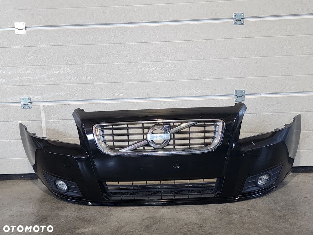 VOLVO V50 LIFT zderzak przód kompletny - 1