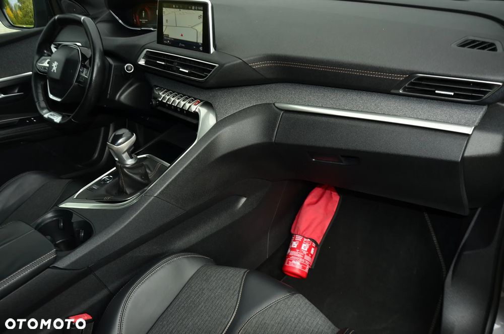Peugeot 5008 BlueHDi 130 Allure - 20
