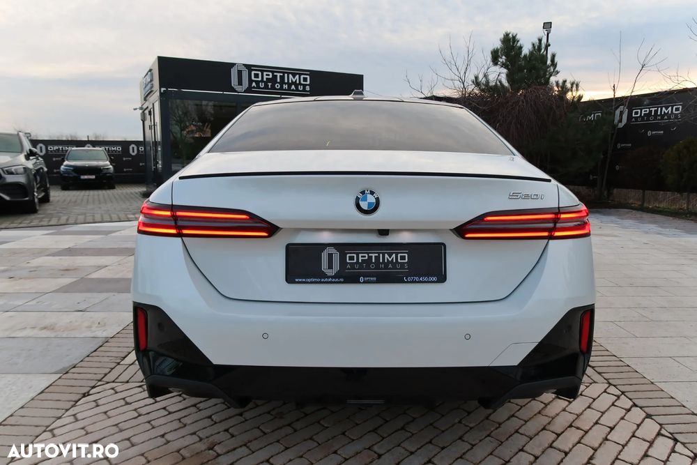 BMW Seria 5 520i Aut. M Sport Edition - 6