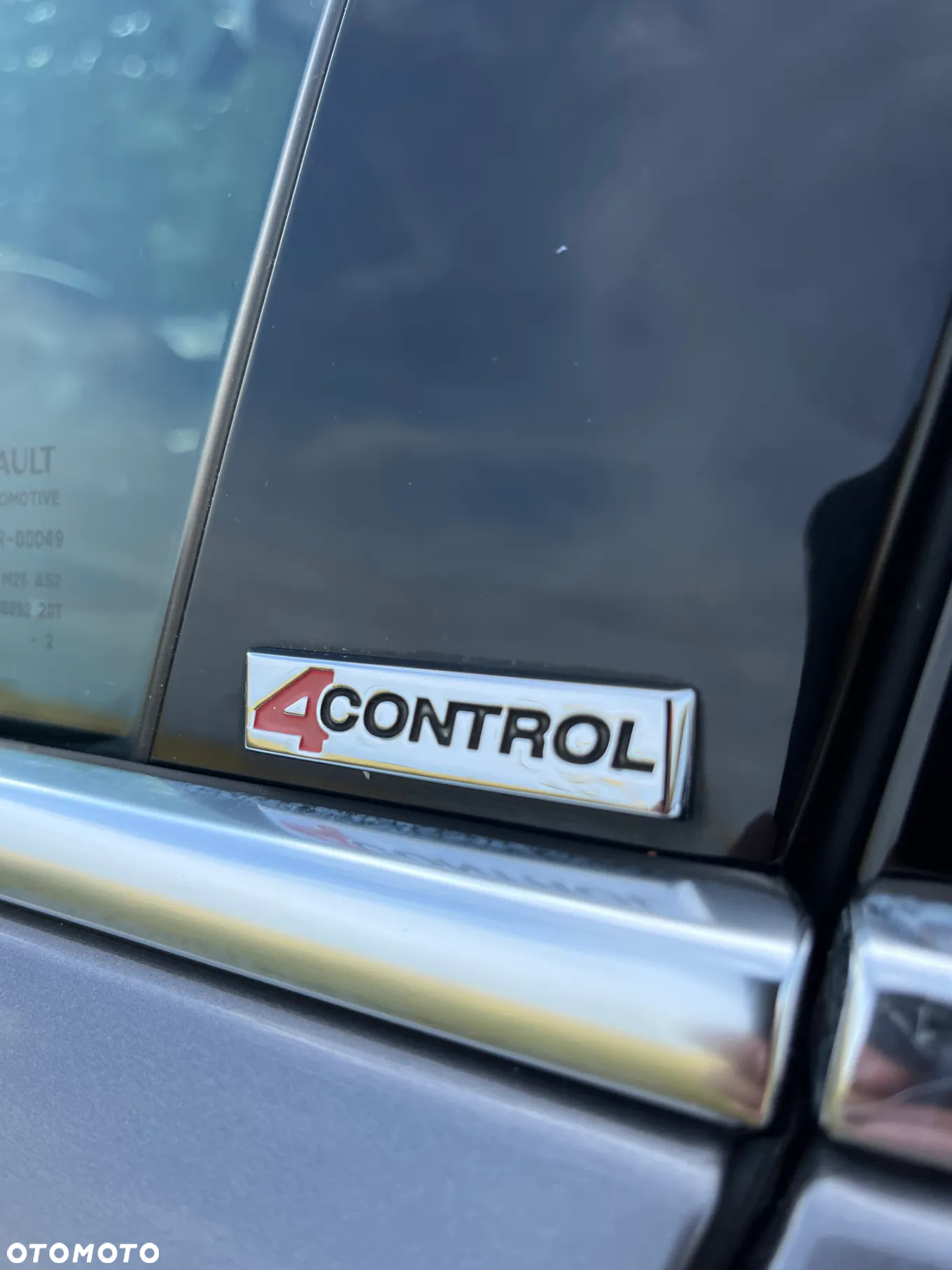 Renault Laguna Grandtour dCi 175 FAP Initiale - 8