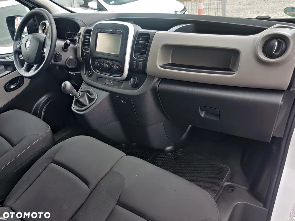 Renault TRAFIC - 22