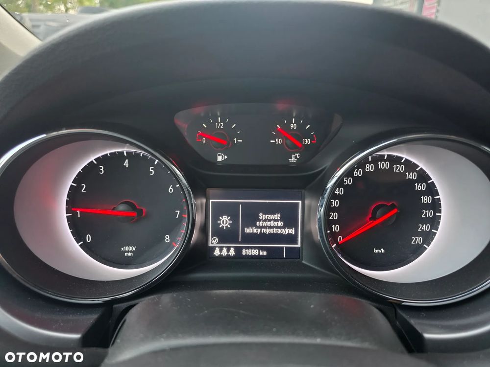 Opel Astra 1.4 T Enjoy - 11