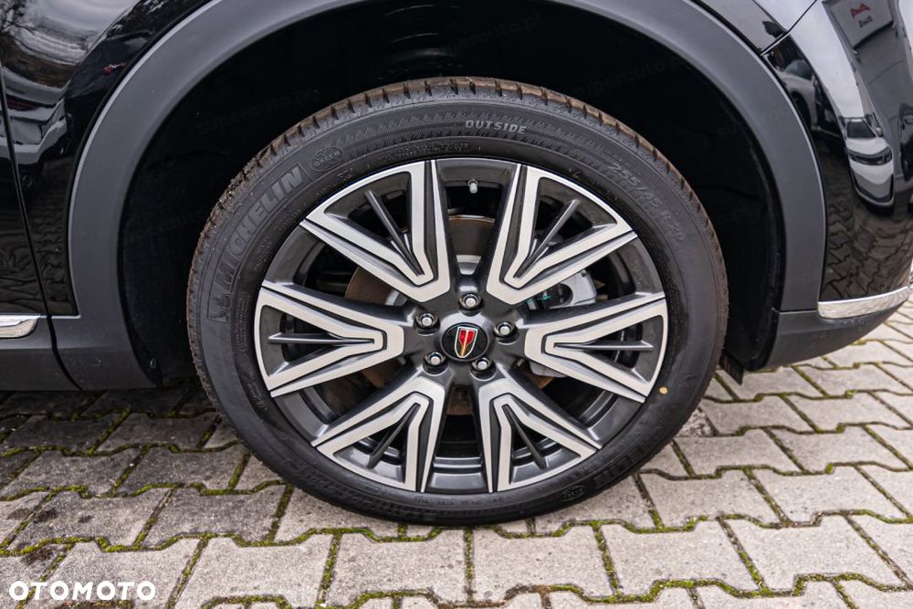 Hongqi HS5 2.0T AWD - 25