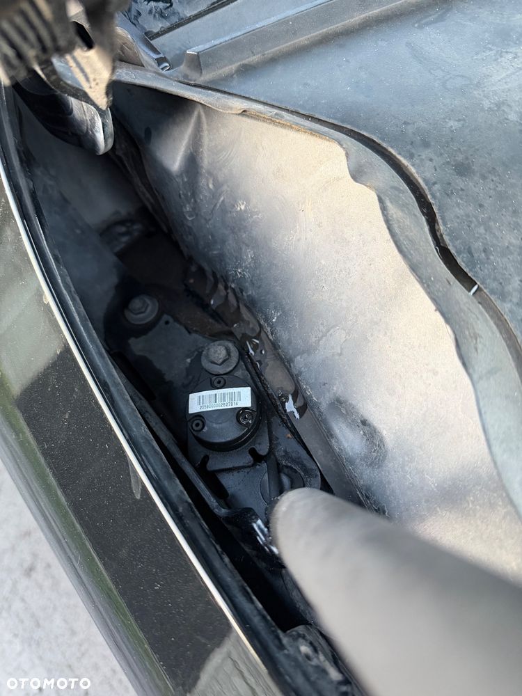 Mercedes-Benz Klasa C 220 CDI Avantgarde Edition - 34