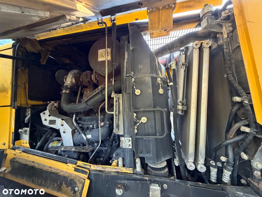 Komatsu WA470LC-6 - 12