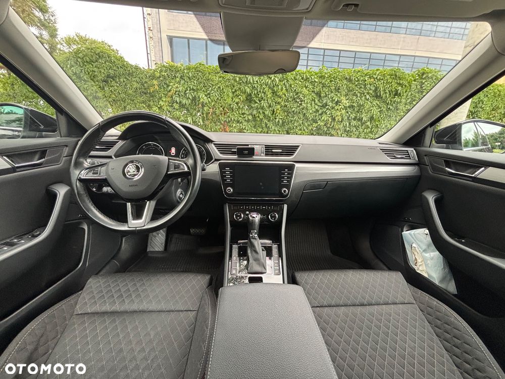 Skoda Superb 2.0 TDI Style DSG - 6