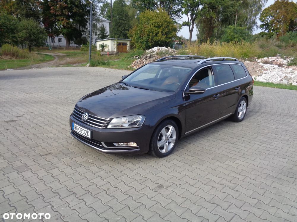 Volkswagen Passat 2.0 TDI DPF Highline - 21
