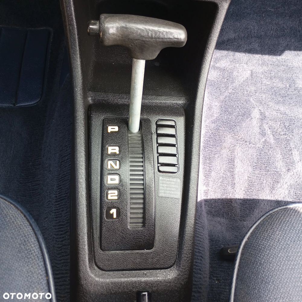 Volkswagen Golf - 19