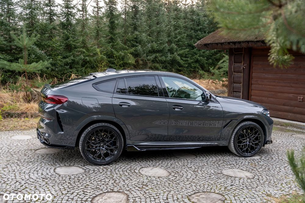 BMW X6 M50i - 8