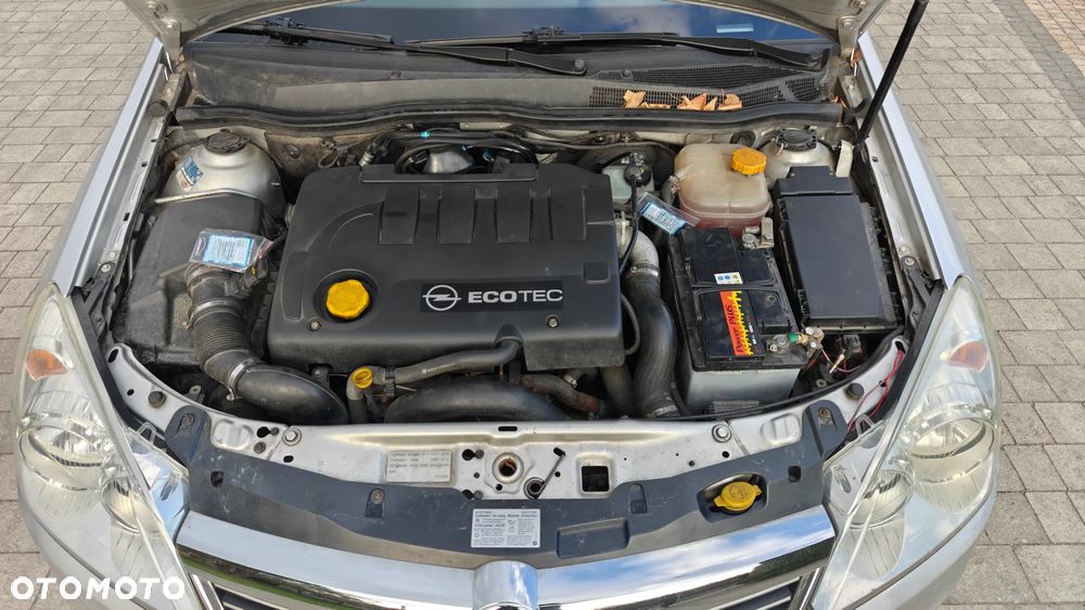 Opel Astra 1.9 CDTI DPF Edition - 13