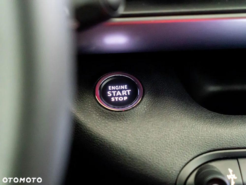 Jeep Avenger 1.2 GSE T3 Altitude FWD - 16