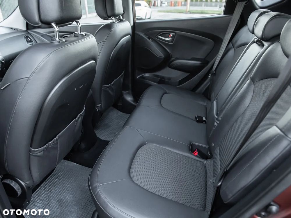 Hyundai ix35 1.6 2WD UEFA EURO 2012 Edition - 24