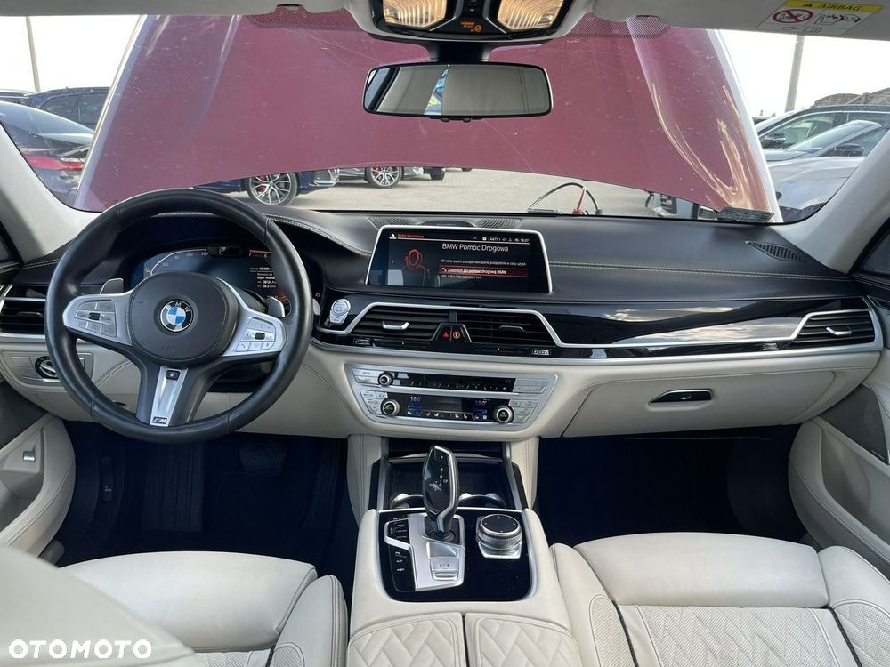 BMW Seria 7 750Li xDrive sport - 14