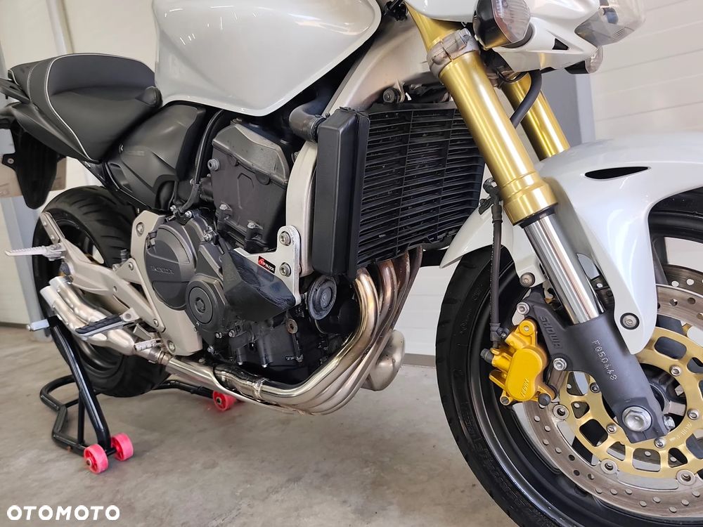 Honda Hornet - 11