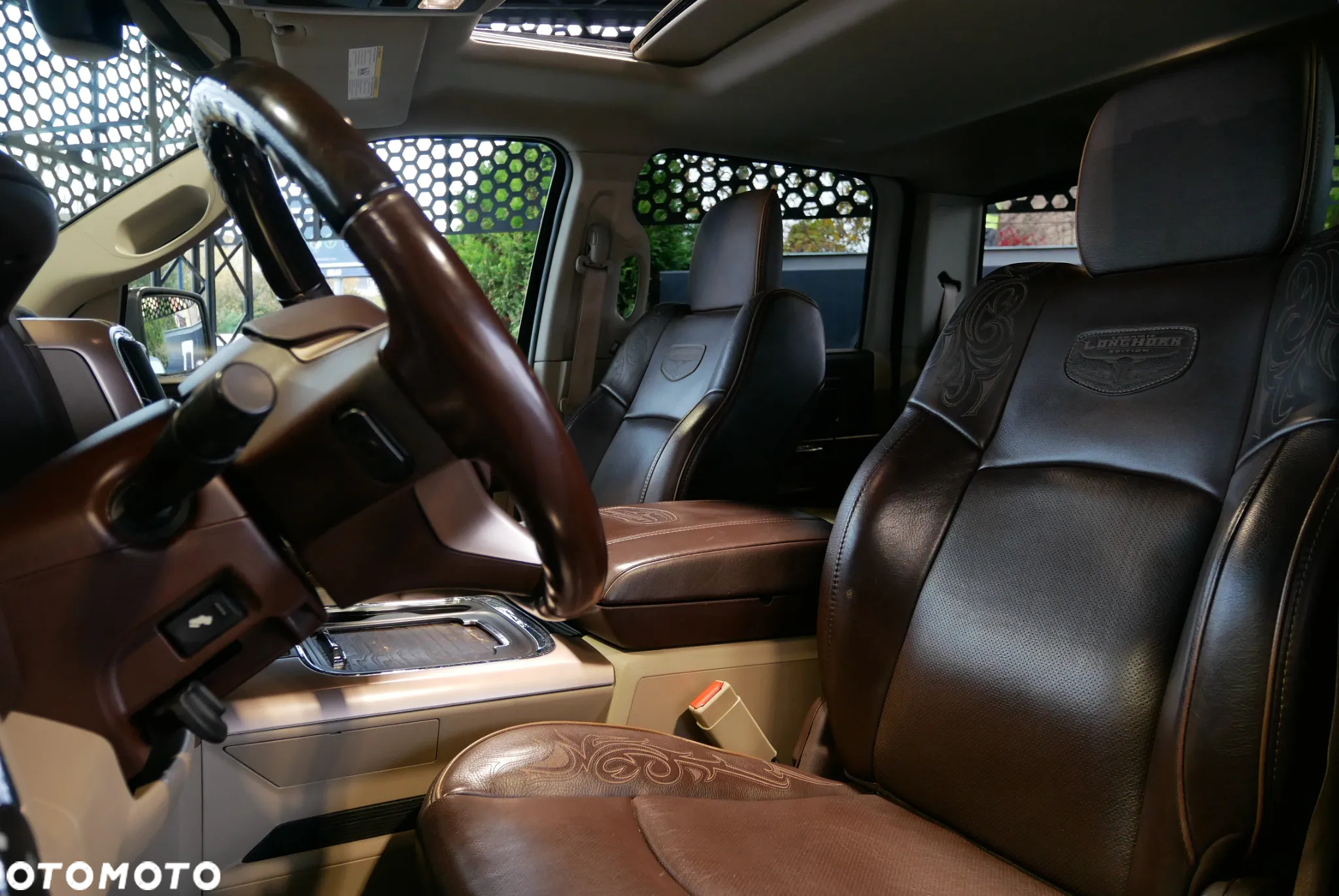 RAM 1500 5.7 Crew Cab Longhorn - 12