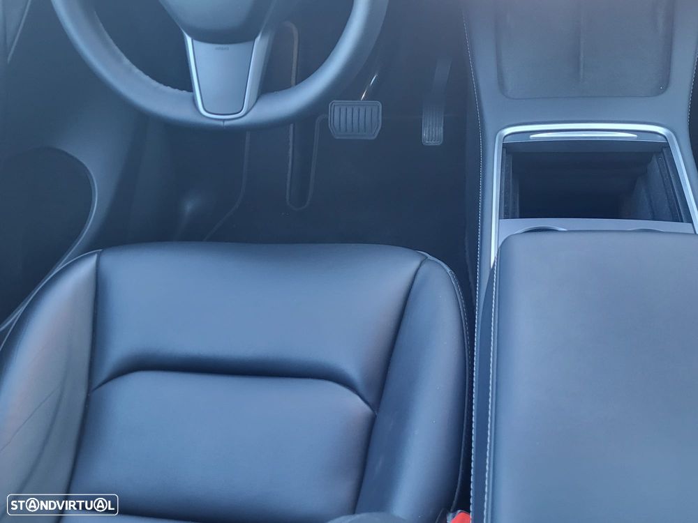 Tesla Model Y Tração Traseira - 13