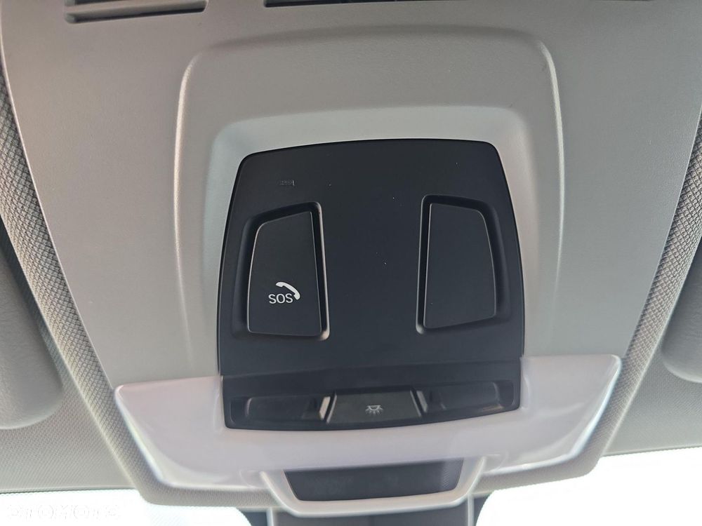 BMW X1 sDrive16d Advantage - 23