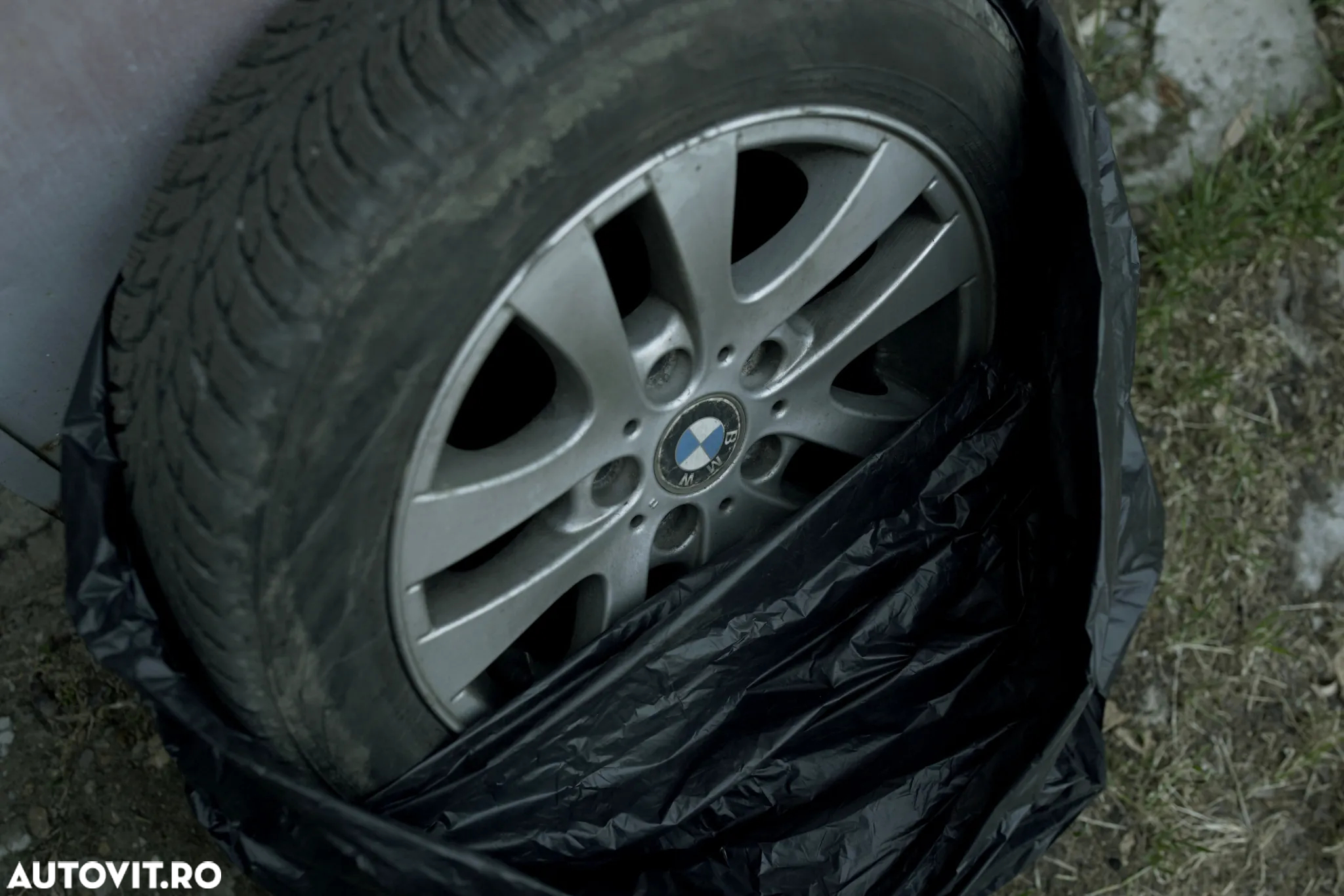 BMW Seria 3 318d - 19