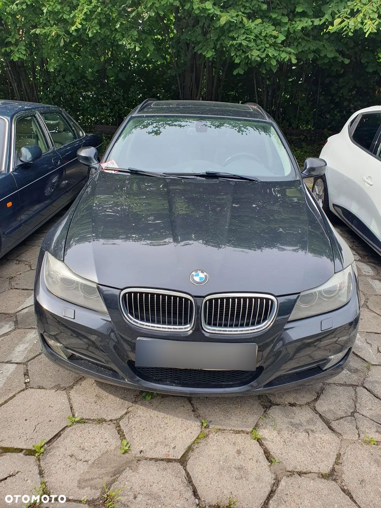 BMW Seria 3 318d DPF - 1