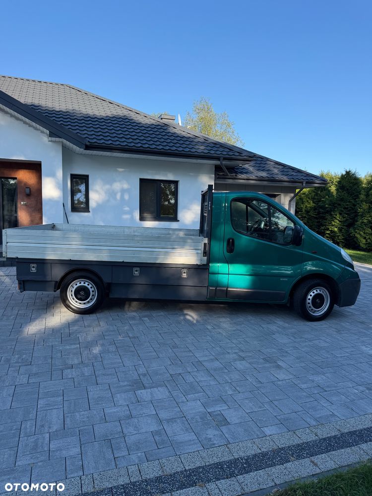 Opel Vivaro - 12