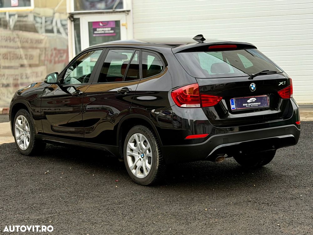 BMW X1 xDrive18d Aut. Sport Line - 4