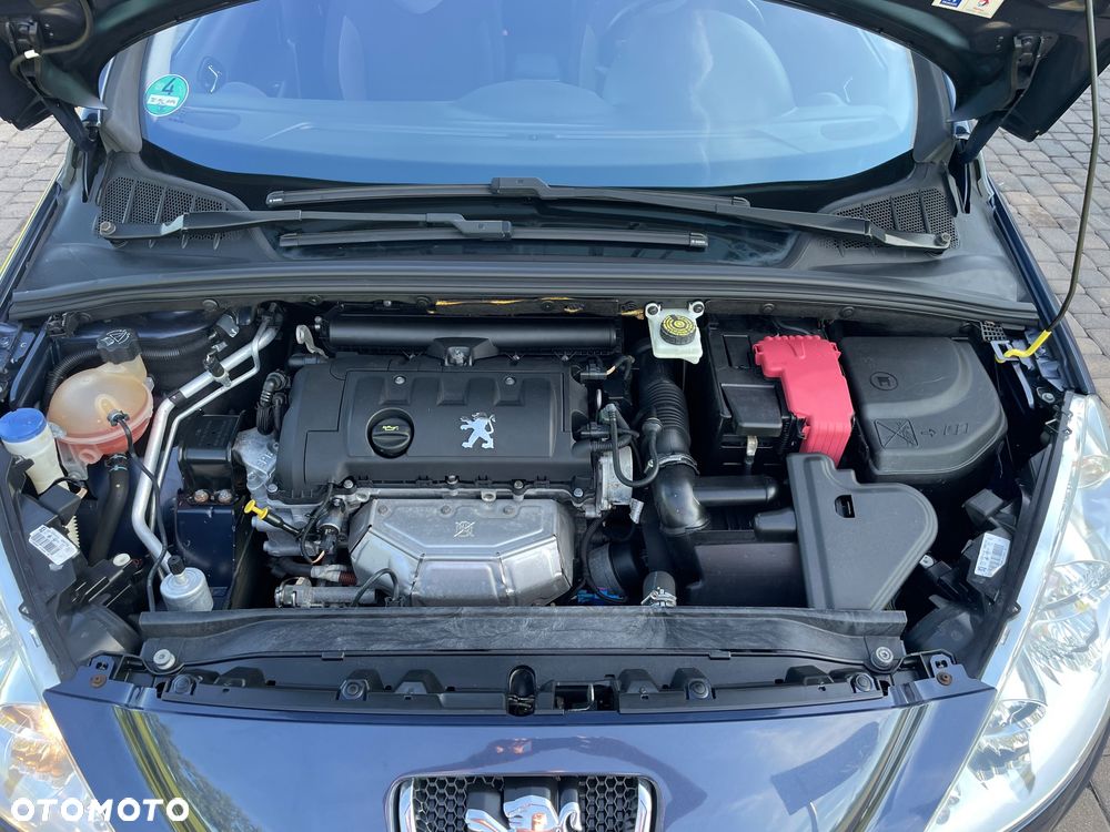 Peugeot 308 - 35