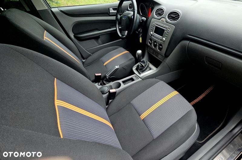 Ford Focus 1.6 16V Black Magic - 17