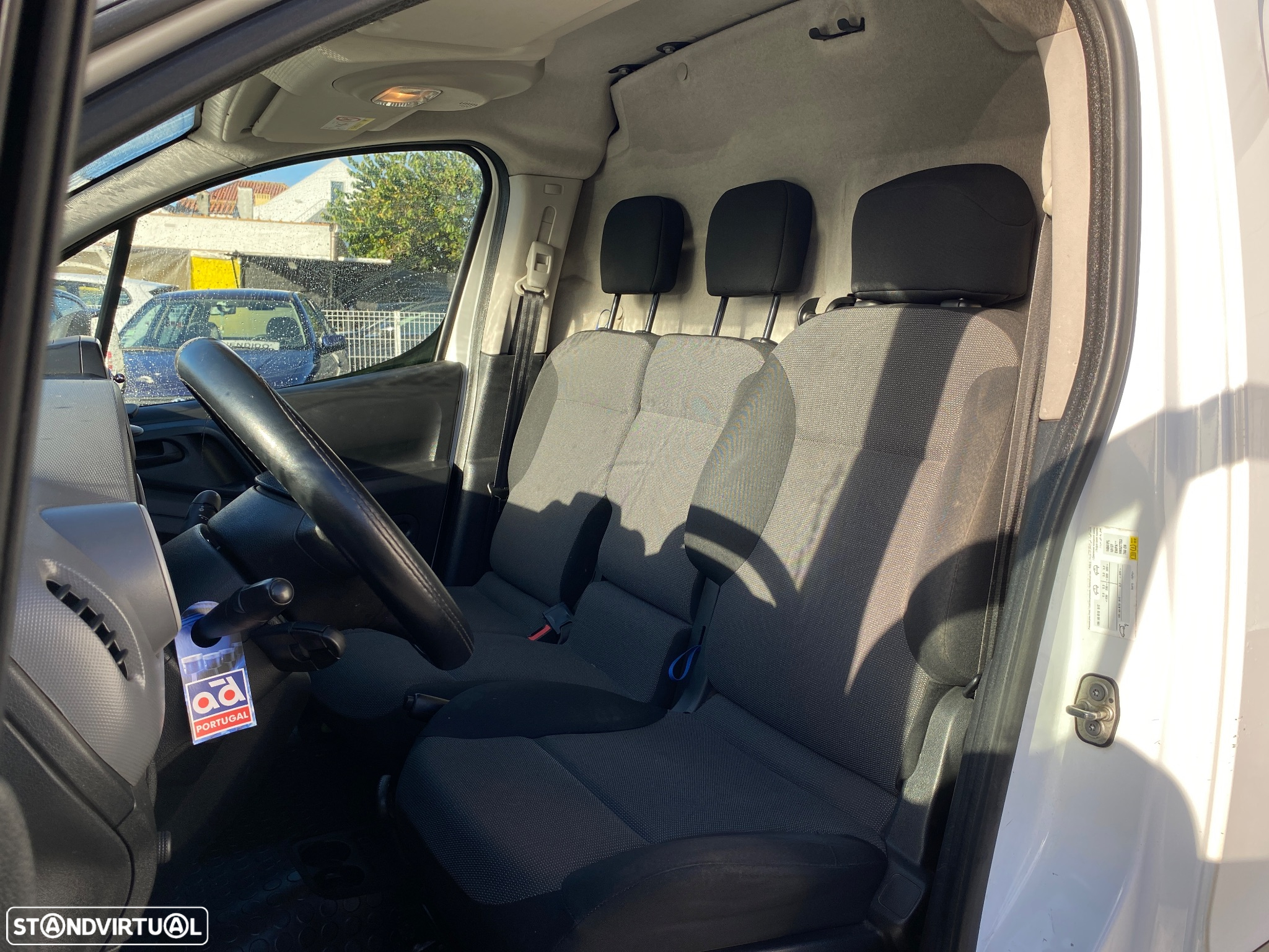 Citroën BERLINGO 3L - 13