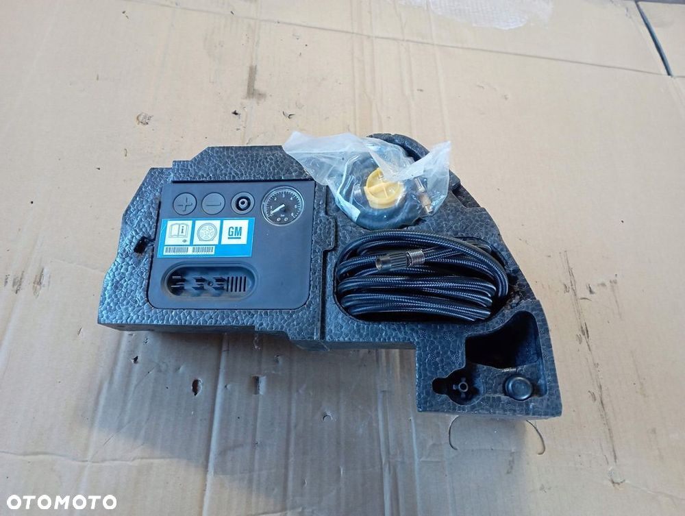 OPEL CORSA D ZESTAW NAPRAWCZY STYROPIAN 13223351 - 1