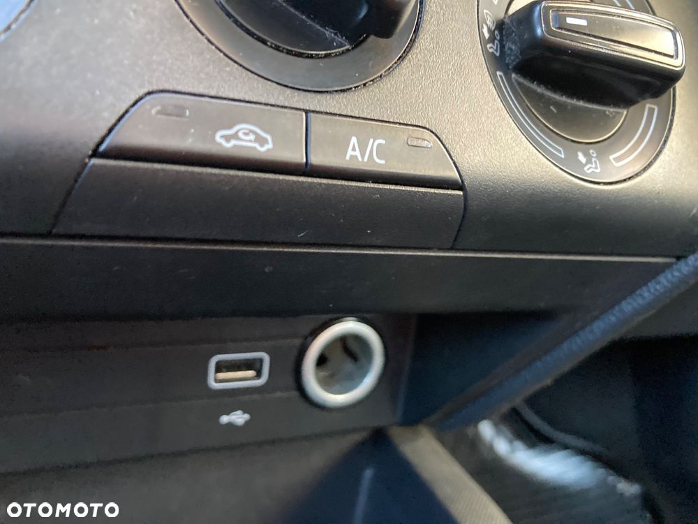 Skoda Fabia 1.0 TSI Ambition - 12