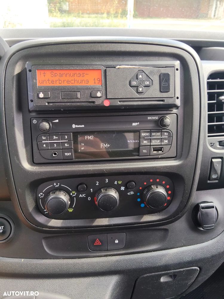 Renault Trafic - 19