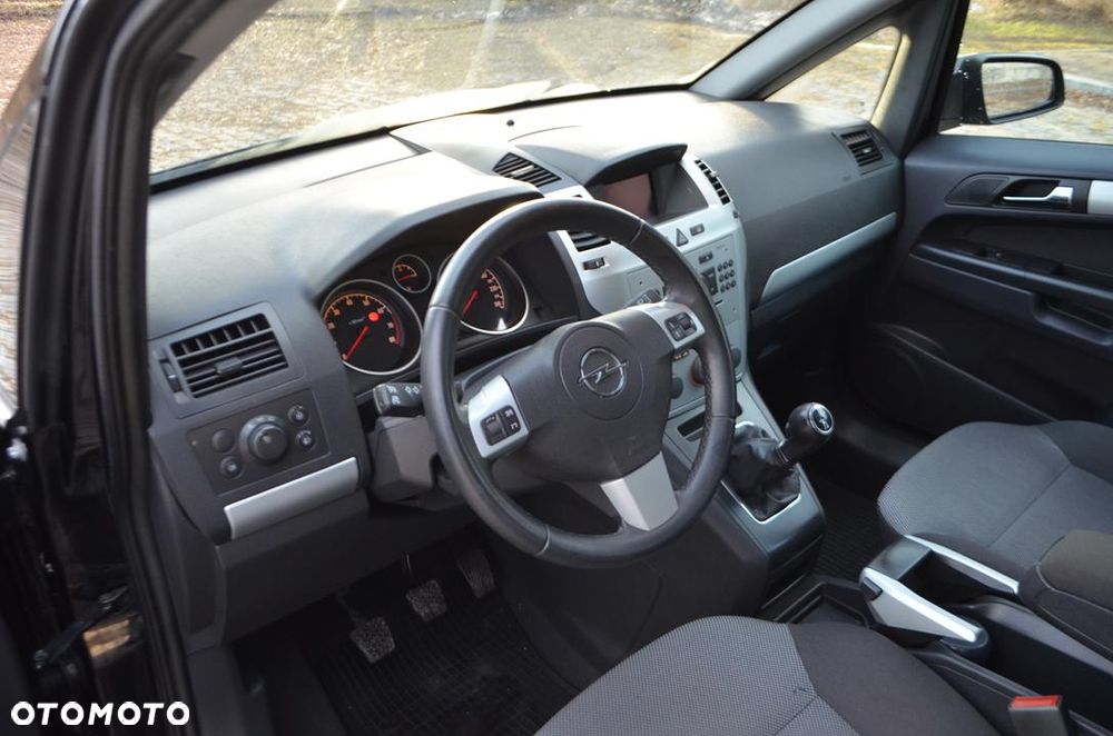 Opel Zafira 1.6 - 19