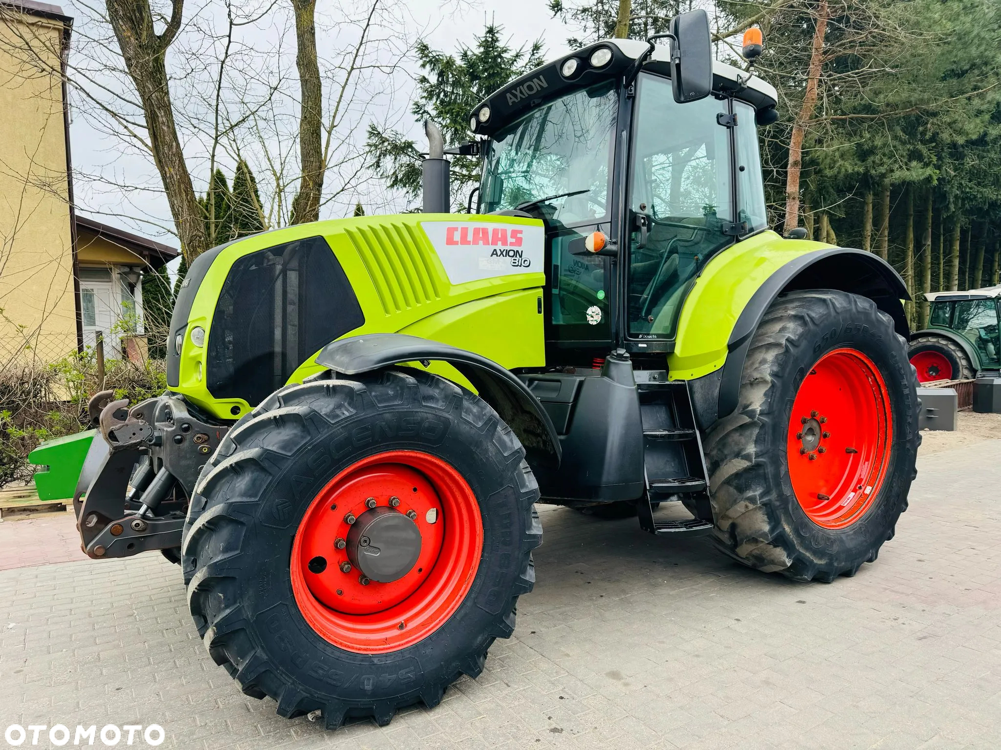 Claas Axion 810 - 5