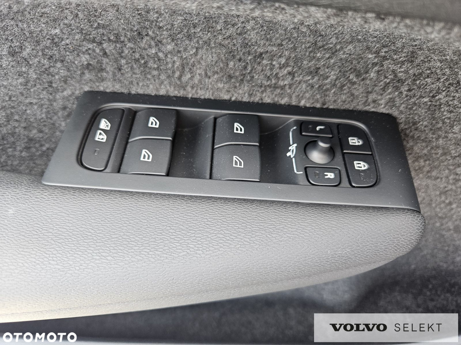 Volvo C40 - 26