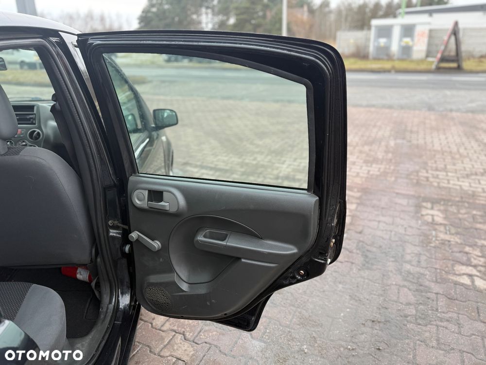 Fiat Panda 1.1 Active dla kobiet - 18