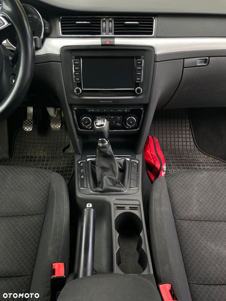 Skoda Superb 2.0 TDI Elegance - 13