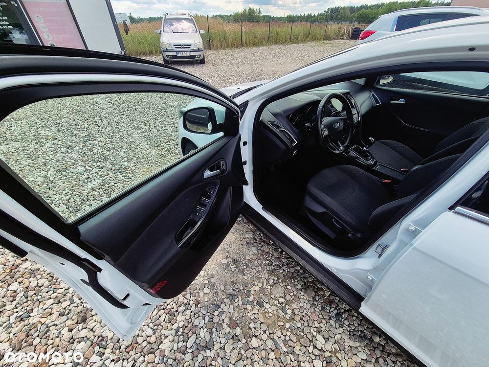 Ford Focus - 18