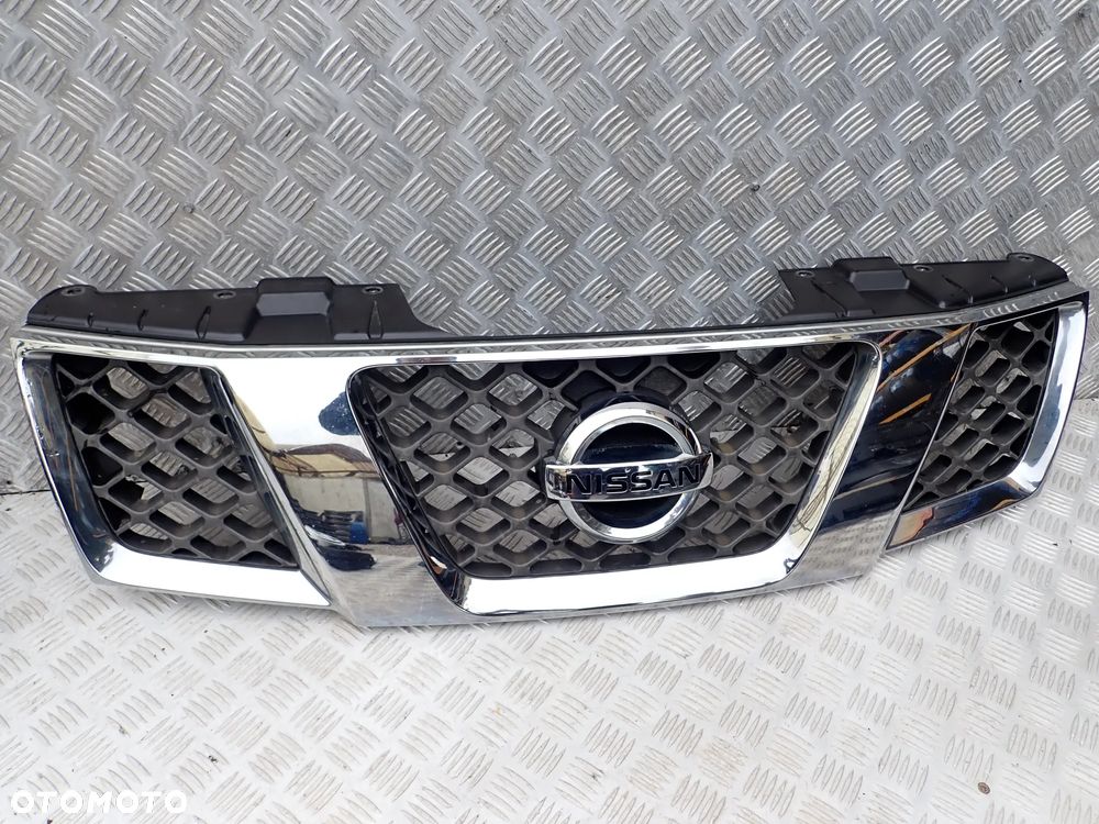GRILL ATRAPA PRZÓD NAVARA 2310EB400 RADOM - 1