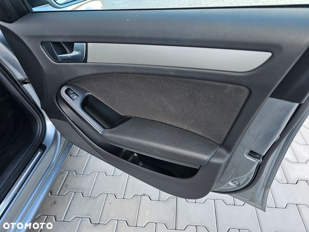 Audi A4 Limousine 2.0 TDI DPF Ambition - 24