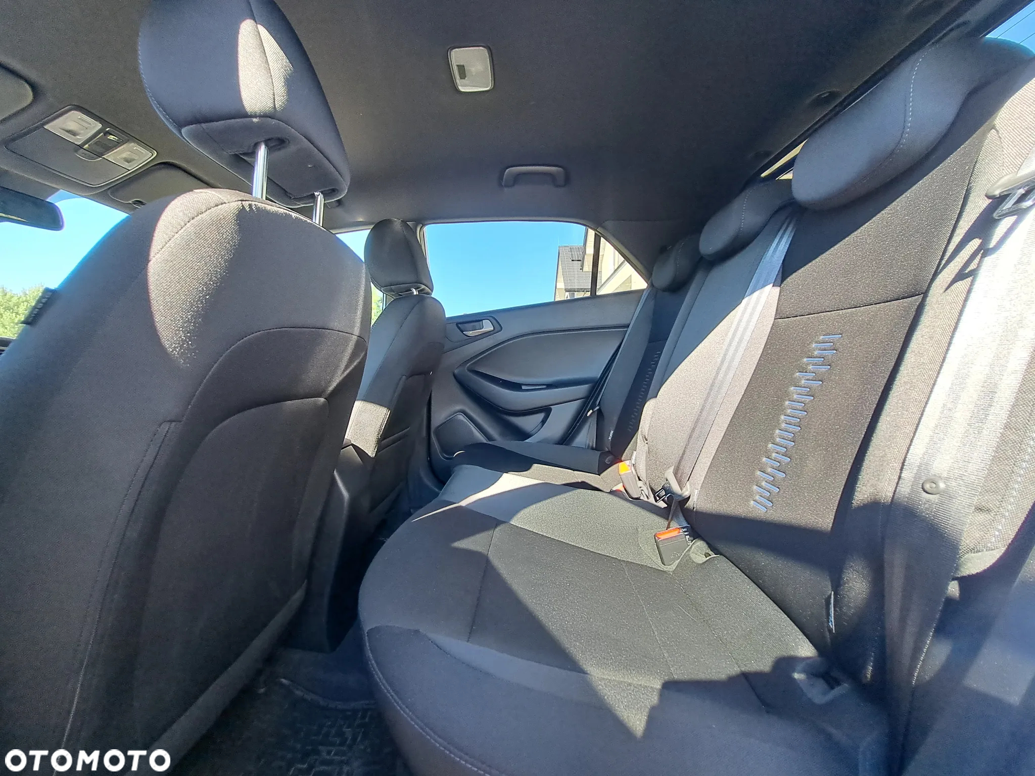 Hyundai i20 1.2 BlueDrive Go - 23