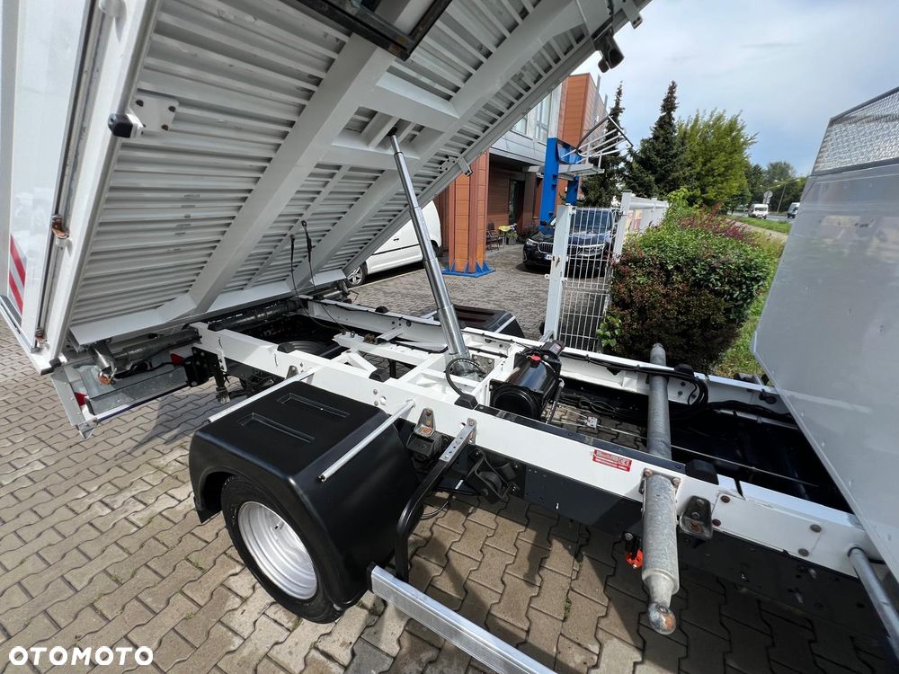 Iveco DAILY 35-160 3,0 HPI WYWROTKA 3 STRONNA TYLKO 154.000 KM PRZEBIEGU - 29