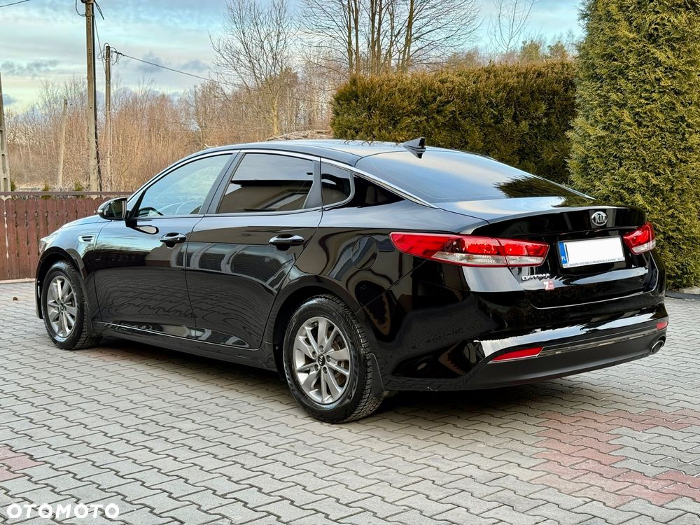 Kia Optima 2.0 M - 4