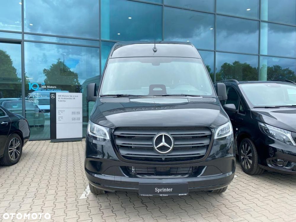 Mercedes-Benz Sprinter - 2