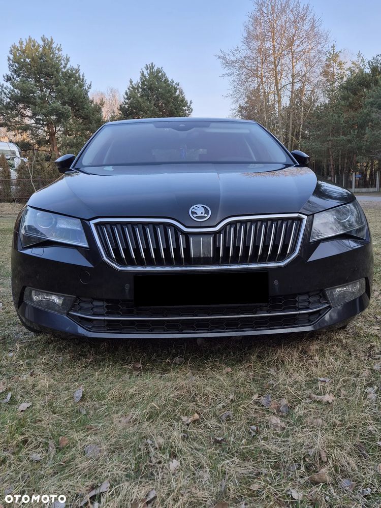 Skoda Superb 2.0 TDI 4x4 L&K DSG - 2