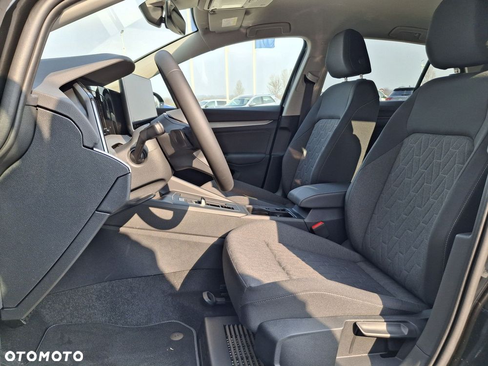 Volkswagen Golf - 9