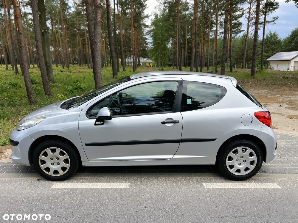 Peugeot 207 - 26