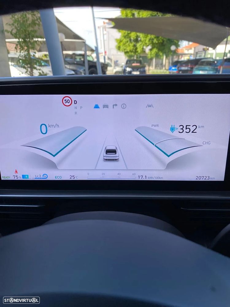 Hyundai Ioniq 6 77,4 kWh 4WD Uniq - 33